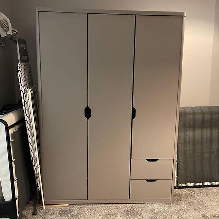 Spacious, Bright Twin Studio Apartment 伦敦 外观 照片